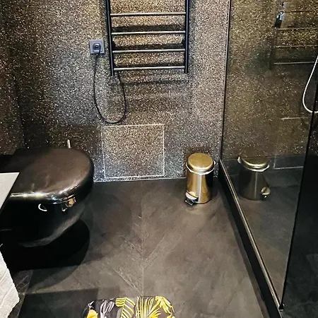 Am Paradies דירה *